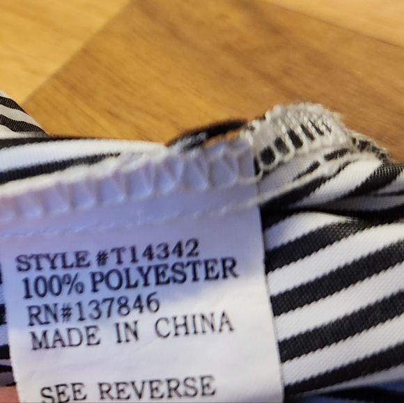 2/$15 Women's Boho Striped Print Off Shoulder Short Sleeve Tie Front shirt - Picture 7 of 8